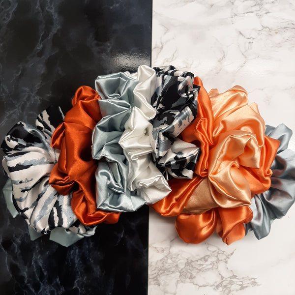 MEGA SCRUNCHIES