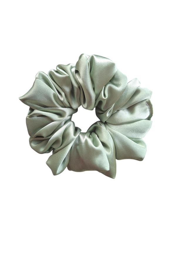 Mini Mega Scrunchie Matcha latte