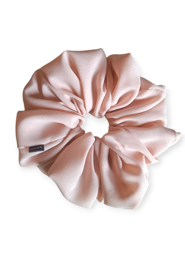 Mega Scrunchie Fluffy Blush